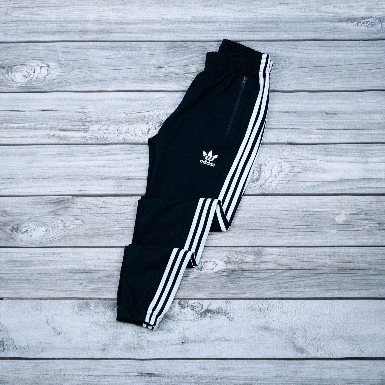 

Спортивные Штаны Adidas в Черном Цвете L, Черный