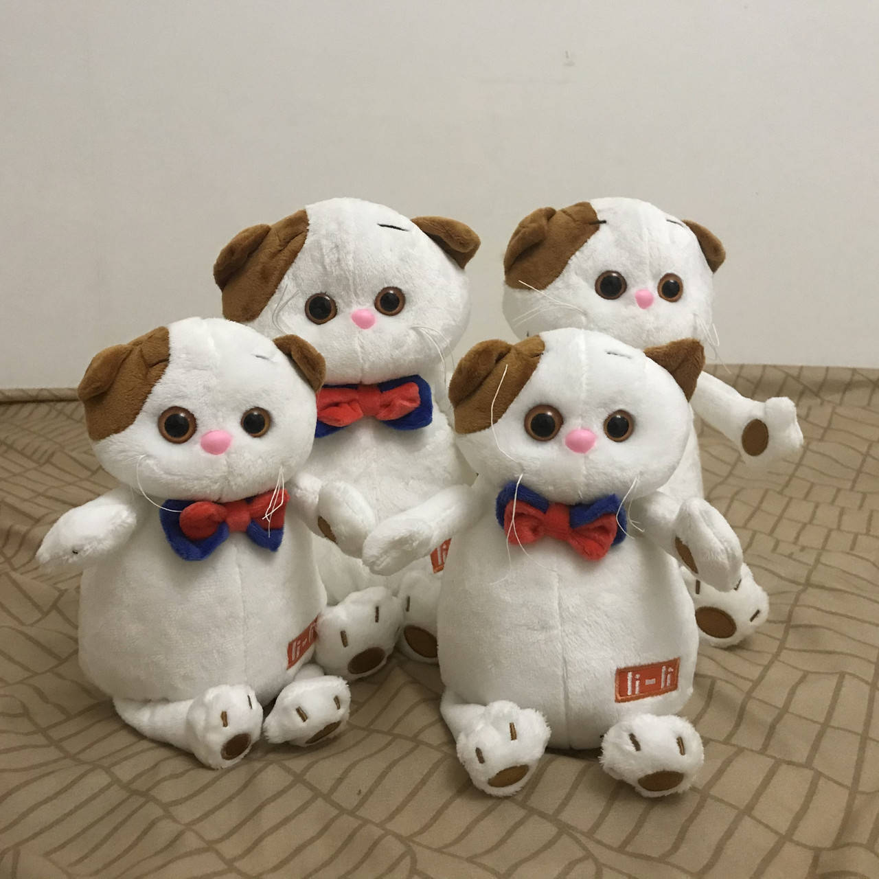 

Мягкая игрушка Кошечка Лили подружка Басика, 20 см, Разные цвета