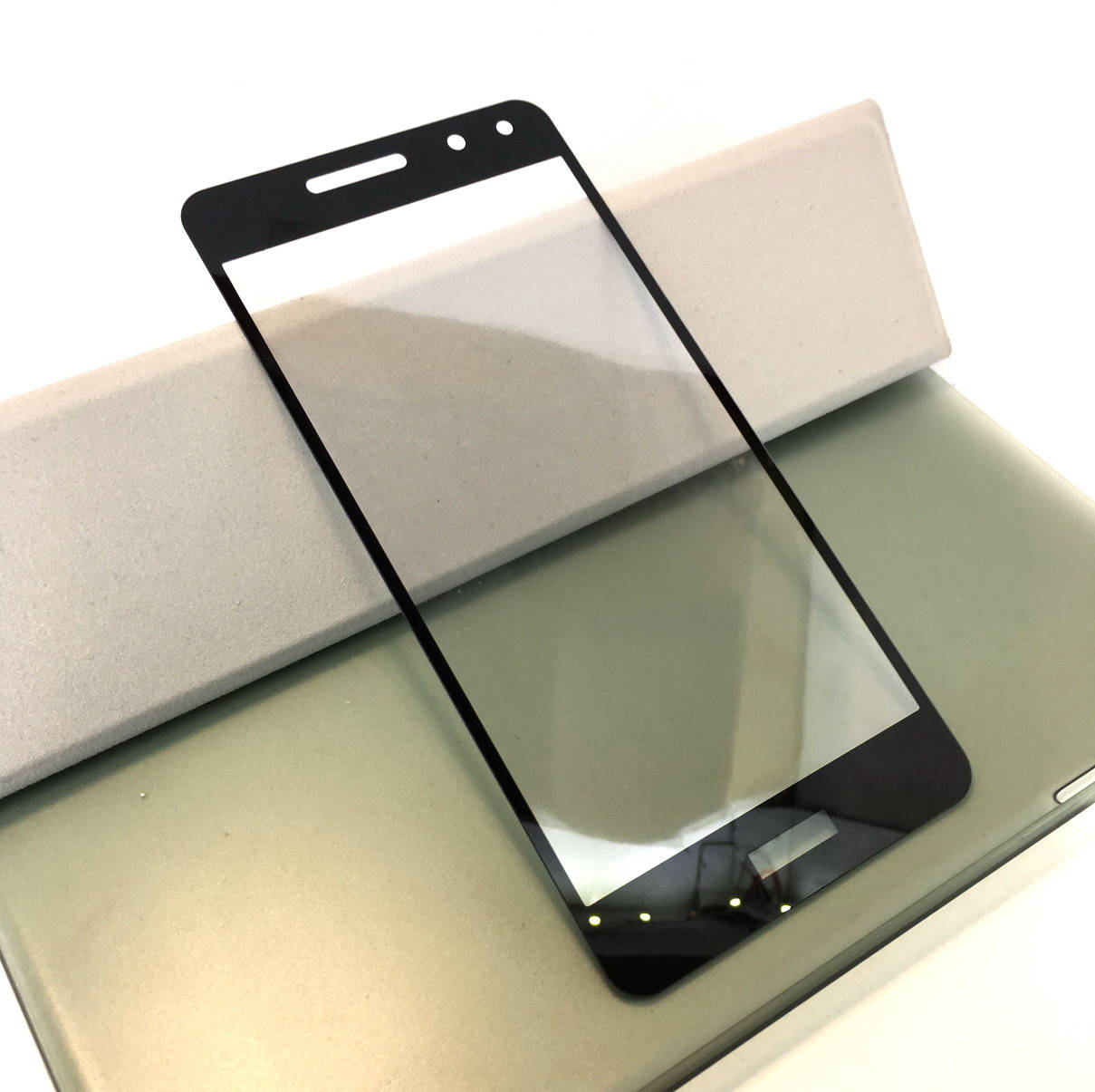 

Huawei Y5, Y6 2017 защитное стекло на телефон противоударное 3D Black черное, Черный