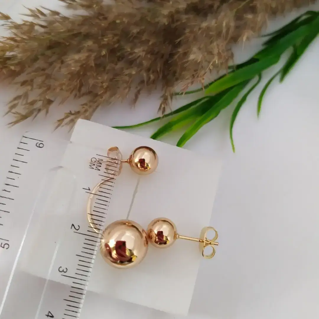 

Сережки медичні # кульчики шарики # матрешки из медичного золота #сережки хьюпинг