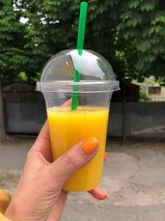 

Пластиковый стакан с купольной крышкой 420мл. 50шт/уп купольный стакан