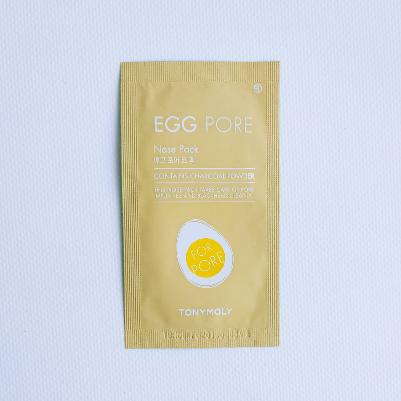 

Очищающий пластырь для носа от черных точек TONY MOLY Egg Pore Nose Pack 1шт