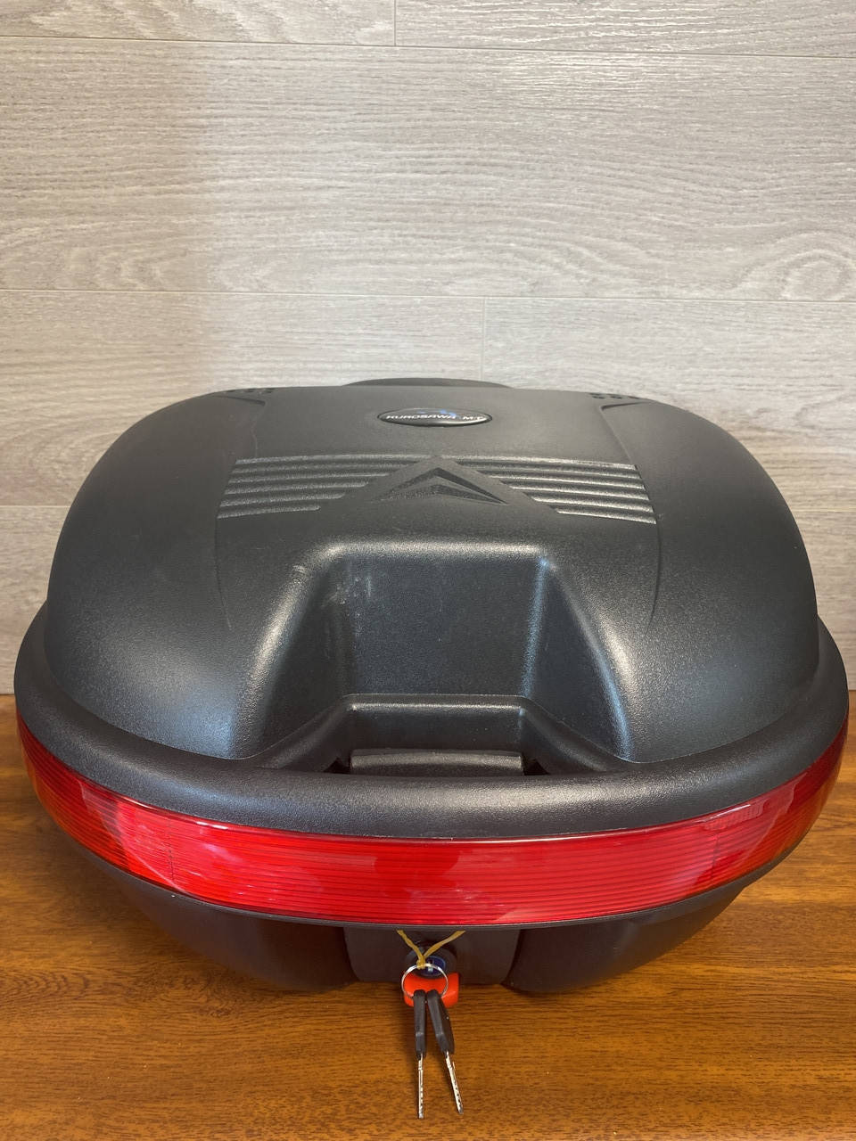 

Кофр/Кейс на скутер Mototech LX-809 (45*38*28)