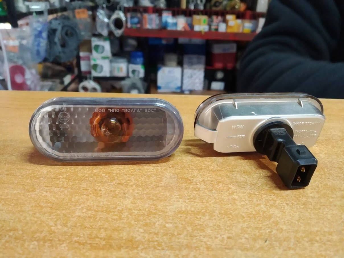 

Повторитель поворотов ГАЗ 3110, 31105