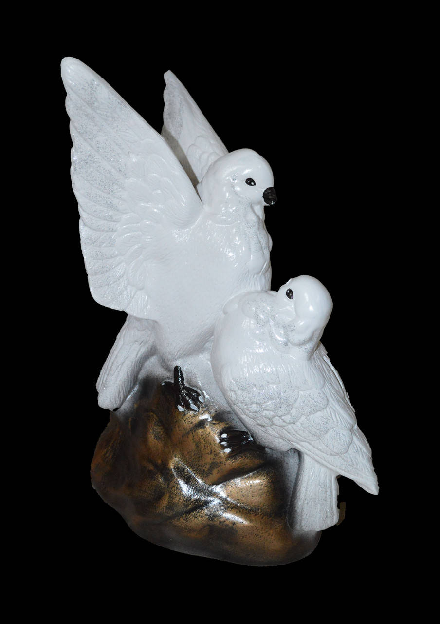 

Садова фігура. Голуби в.36см./ш.24см.(Гіпс)