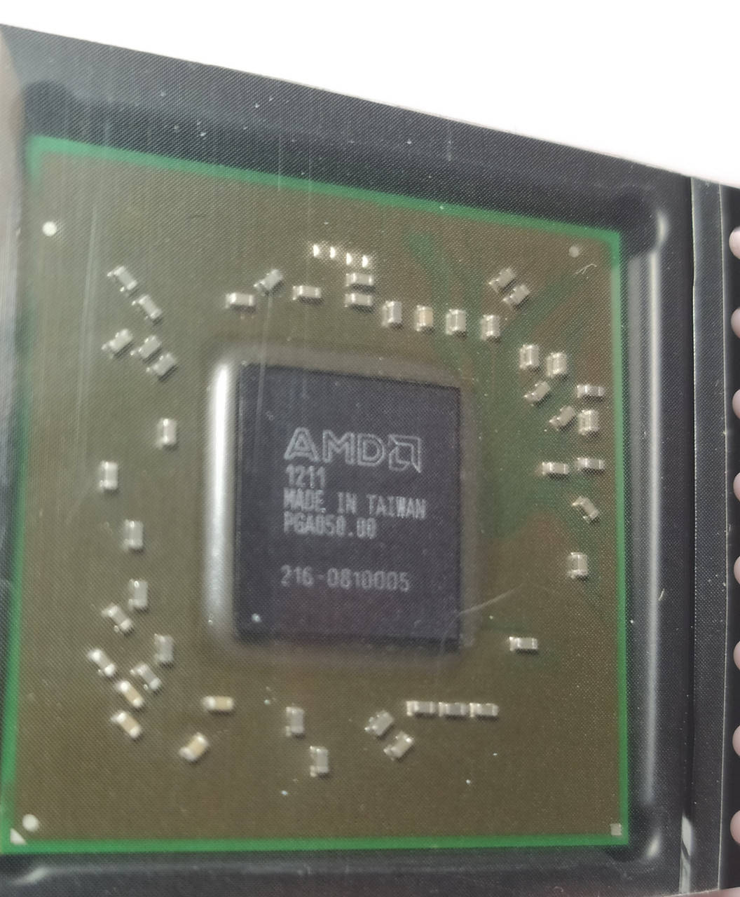 

Чип ATI 216-0810005 новый