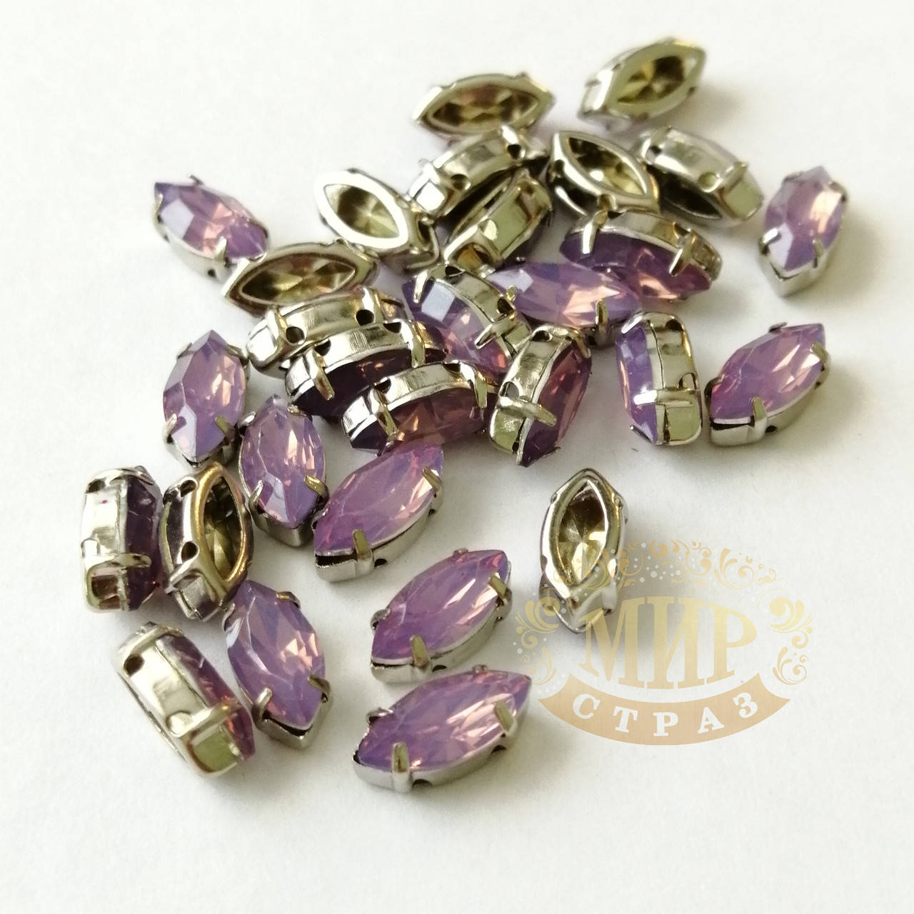 

Лодочки в улучшенных цапах, 5х10мм, цвет Purple Opal, 1шт, Белый