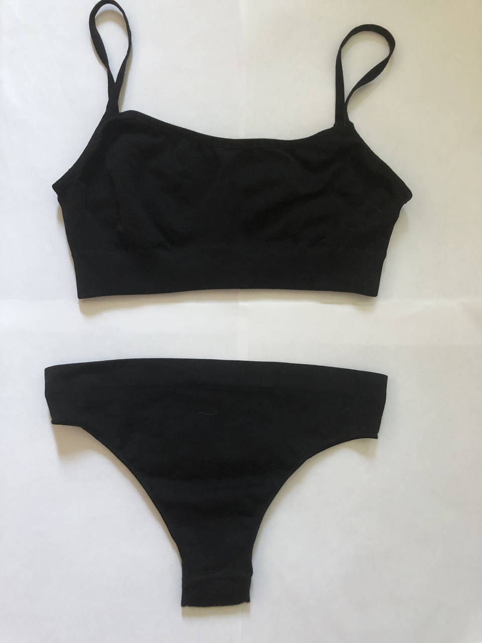 

Бесшовные женский комплект топ и трусики бразилиана Slip brasilliana invisible тм Giulia, Черный