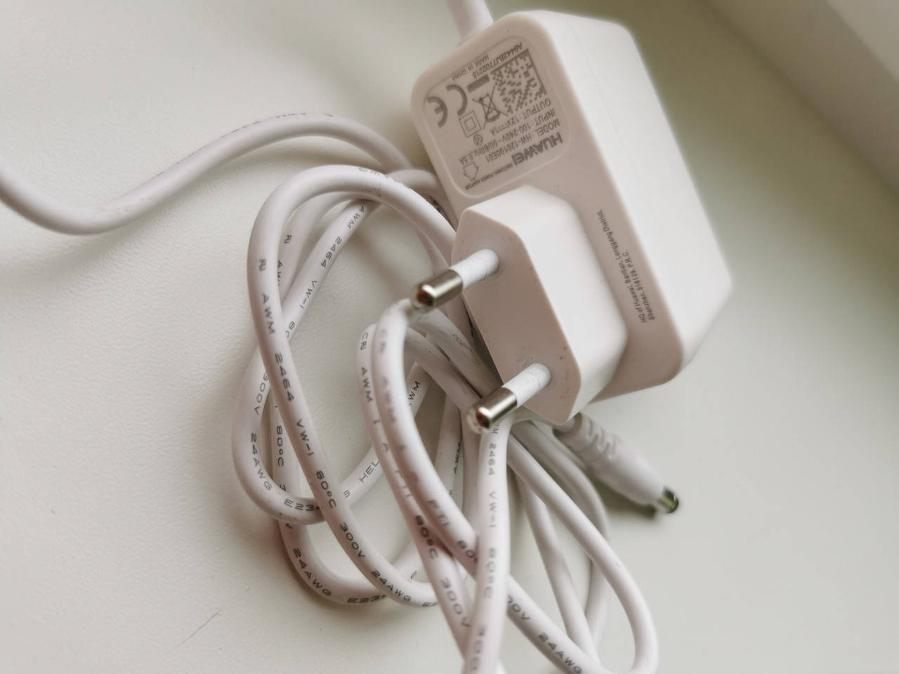 

Зарядное устройство, блок, адаптер питания для роутер Huawei (HW-120100E01) 12V/1A orig