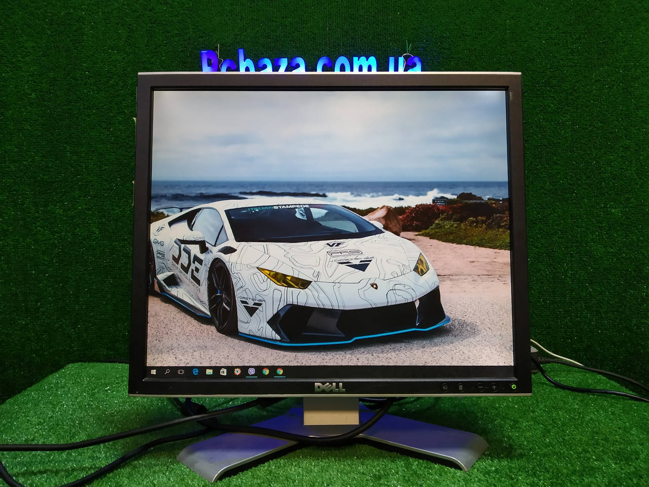 

Монитор 19" Dell 1908FPt