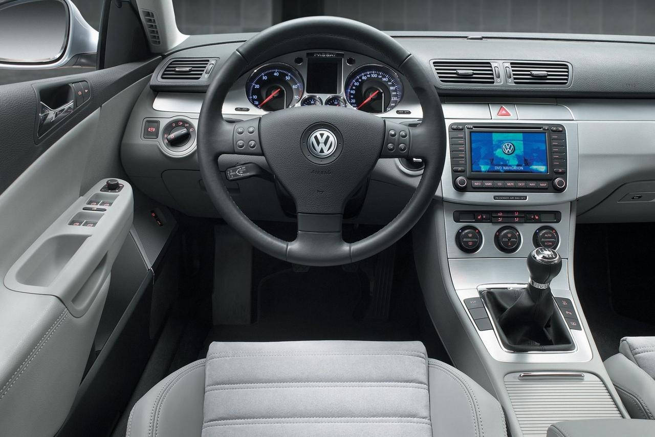 

Чехол кпп для автомобиля Volkswagen Passat B6 Фольксваген Пассат Б6