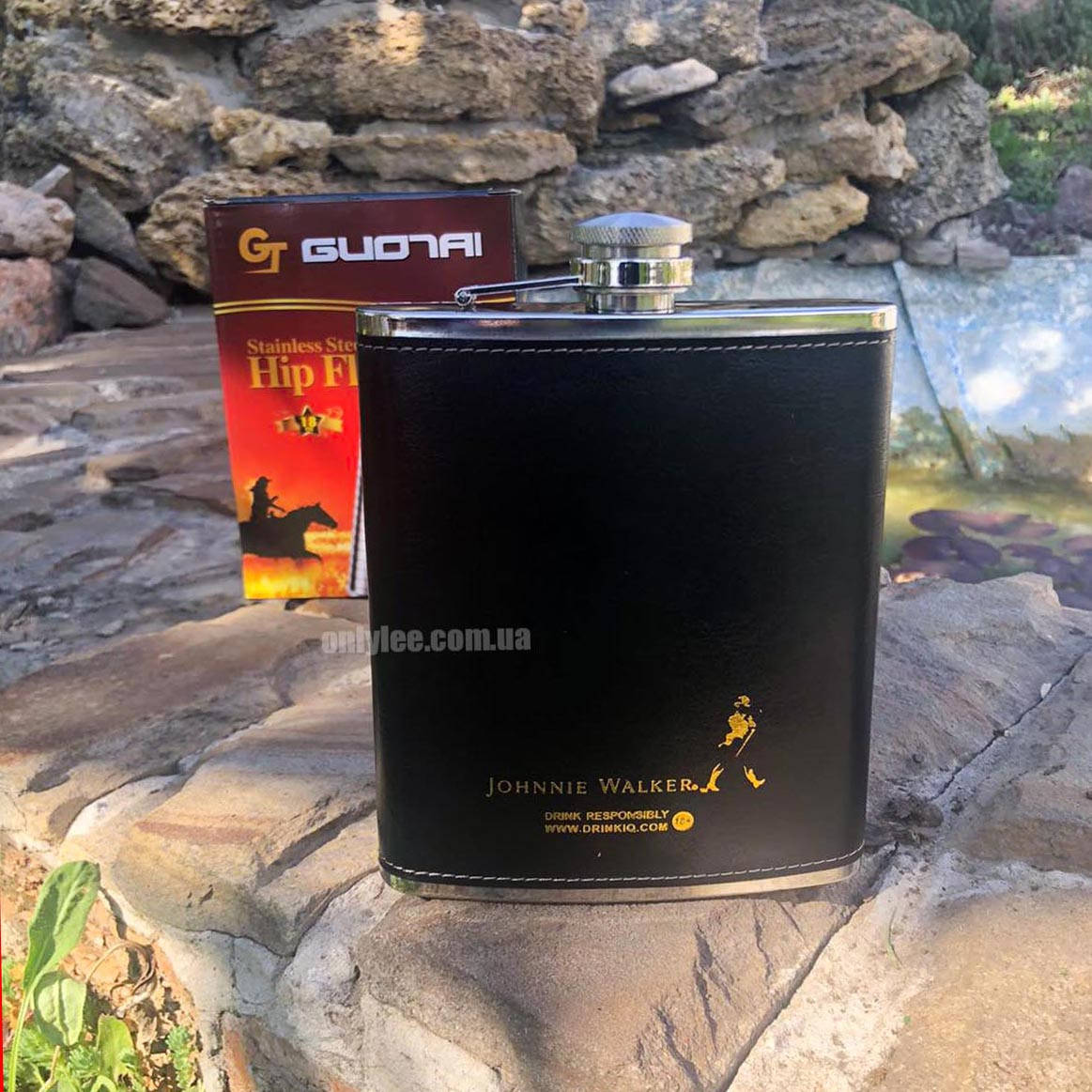 

Фляга 540 мл "Johnnie Walker" в подарок мужчине, Черный