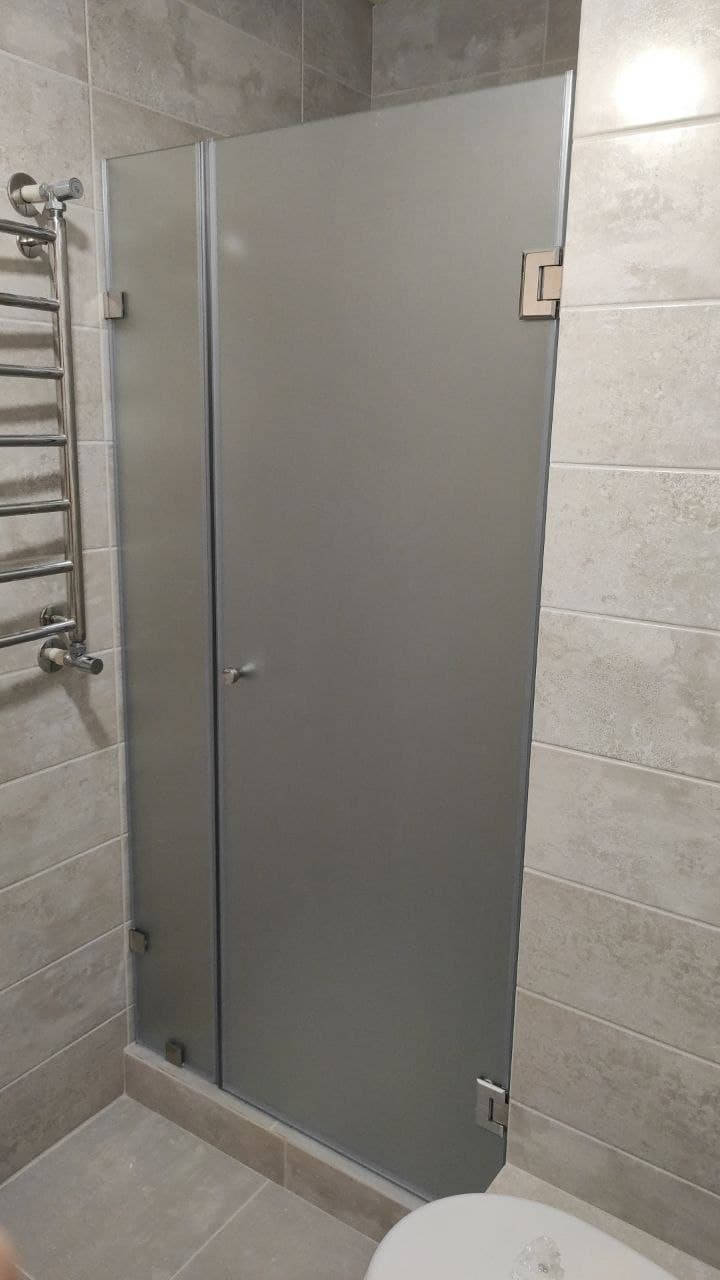 

Двери, боковые стенки в душевую кабину.