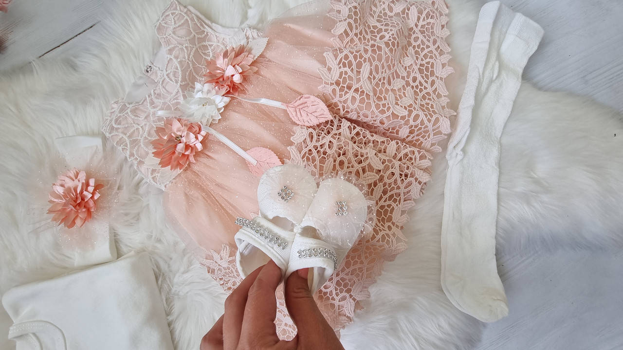 

Набор в роддом для девочки, нарядный набор на выписку, набор для крестин