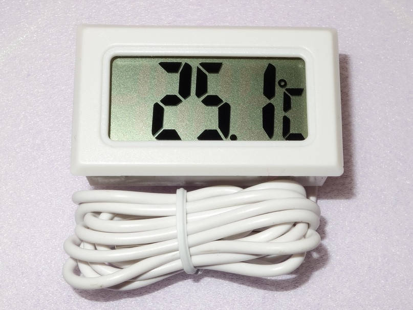 

Термометр LCD (-50+110) белый