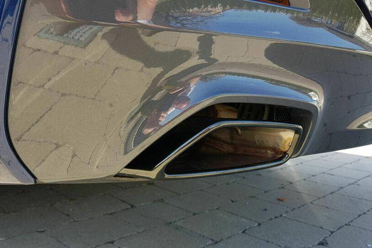 

Черные насадки глушителя для BMW G30 5-серия