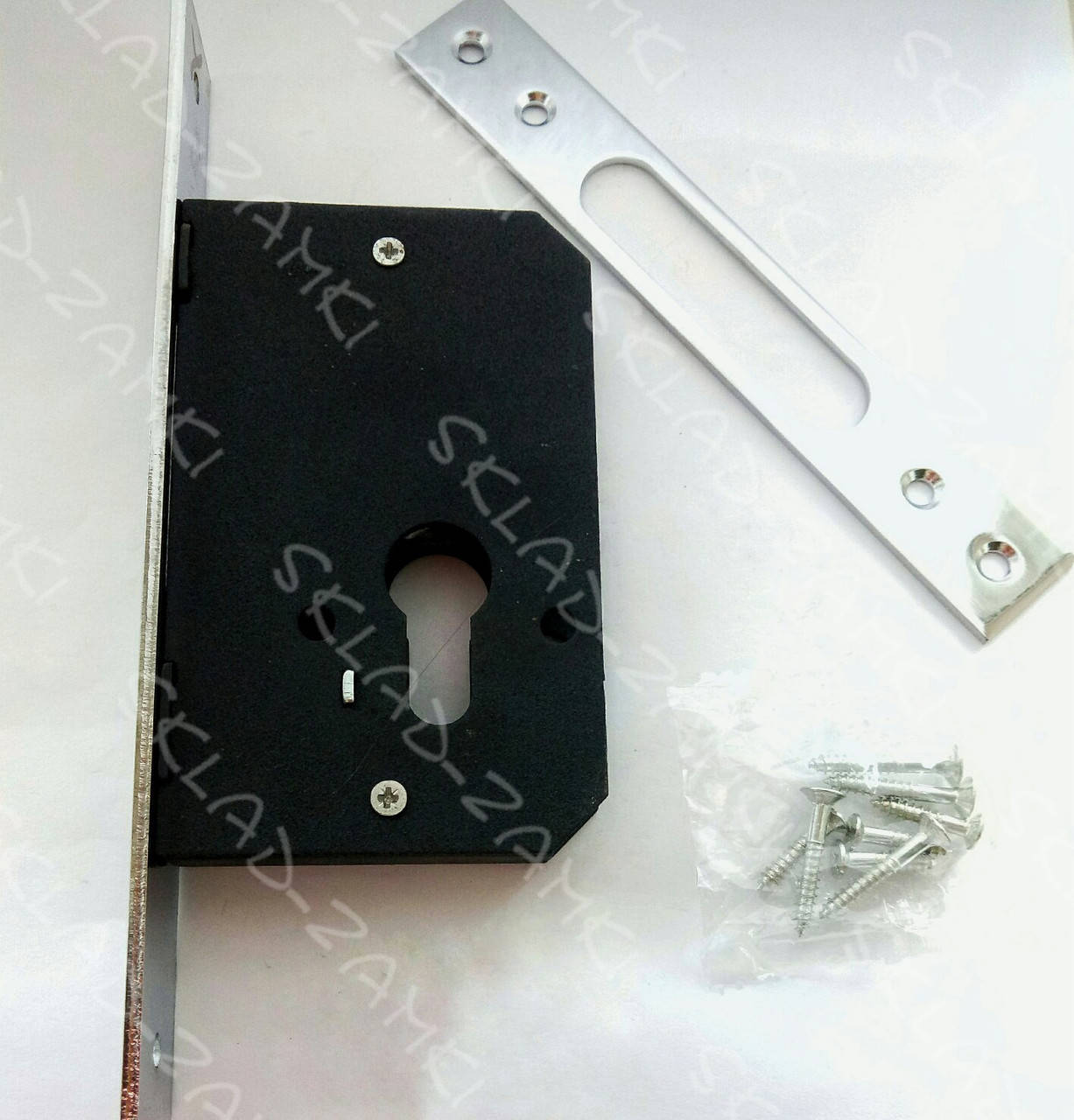 

Замок врезной KOZAK 189M/CP (дополнительный/сейфовый)