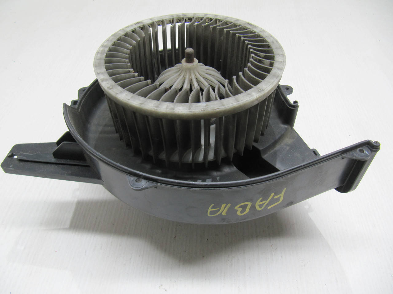 

Моторчик вентилятор печки Фабия Поло VW Polo 9N Skoda Fabia 1 Seat Ibiza Оригинал 6Q1 819 015 C