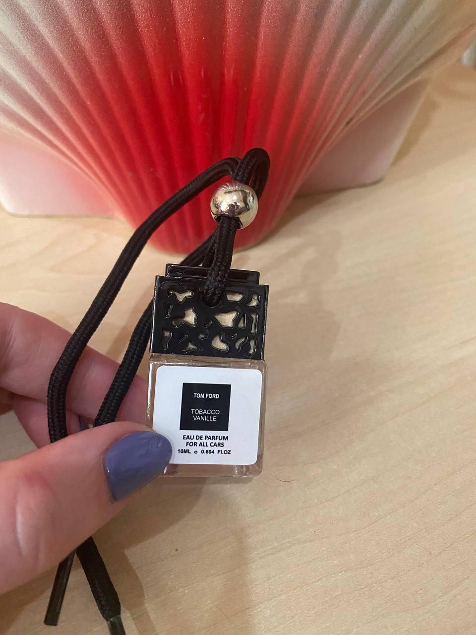 

АРОМАТИЗАТОР в авто Tom Ford Tobacco Vanille унисекс парфюм в авто, пахучка, духи в машину