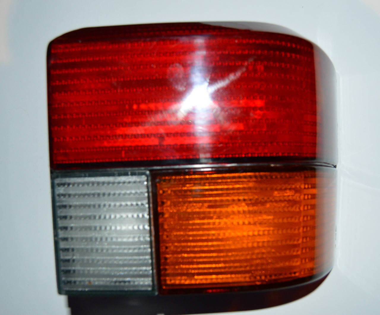 

VW Transporter T4 (90-03) задний фонарь правый