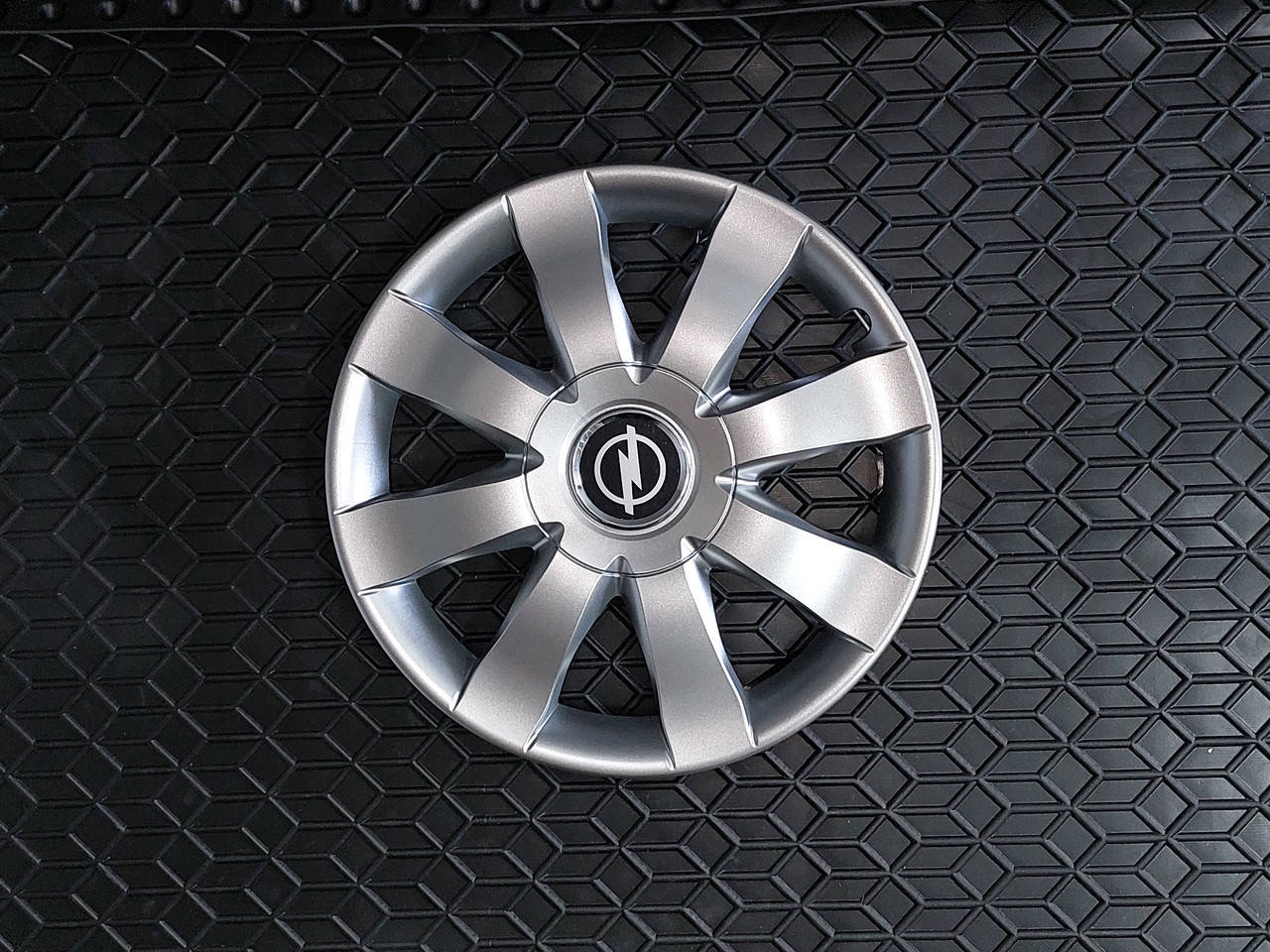 

Колпаки на колеса r15 на Opel / Опель SKS 323