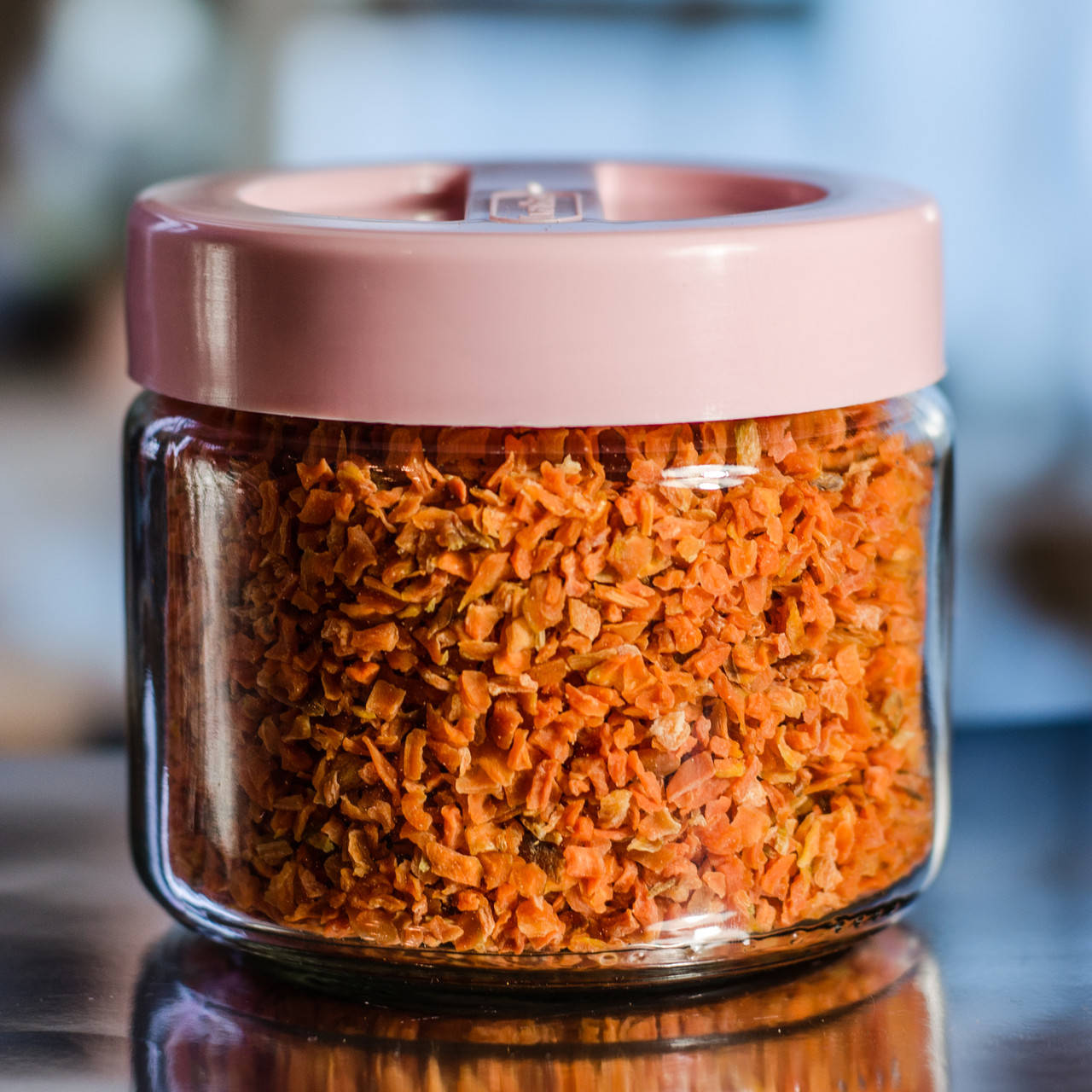 

Морковь сушеная 170 грамм (баночка с ложкой)