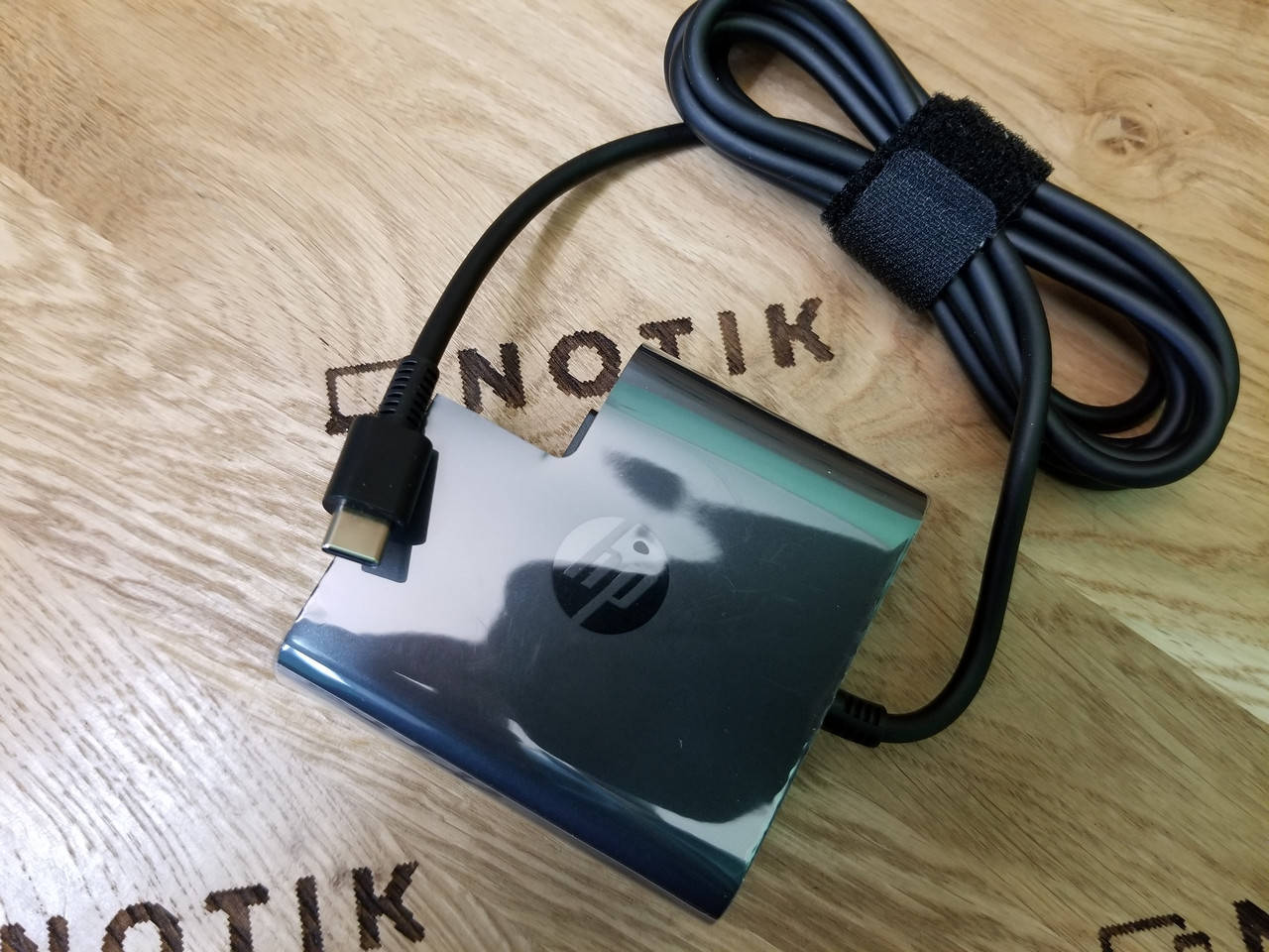 

Адаптер питания HP 65W USB-C Power Adapter (1HE08AA)