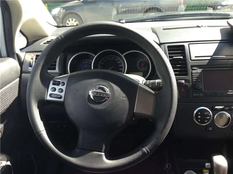 

Чехол-оплетка из натуральной кожи на руль Nissan Note/Tiida, Черный