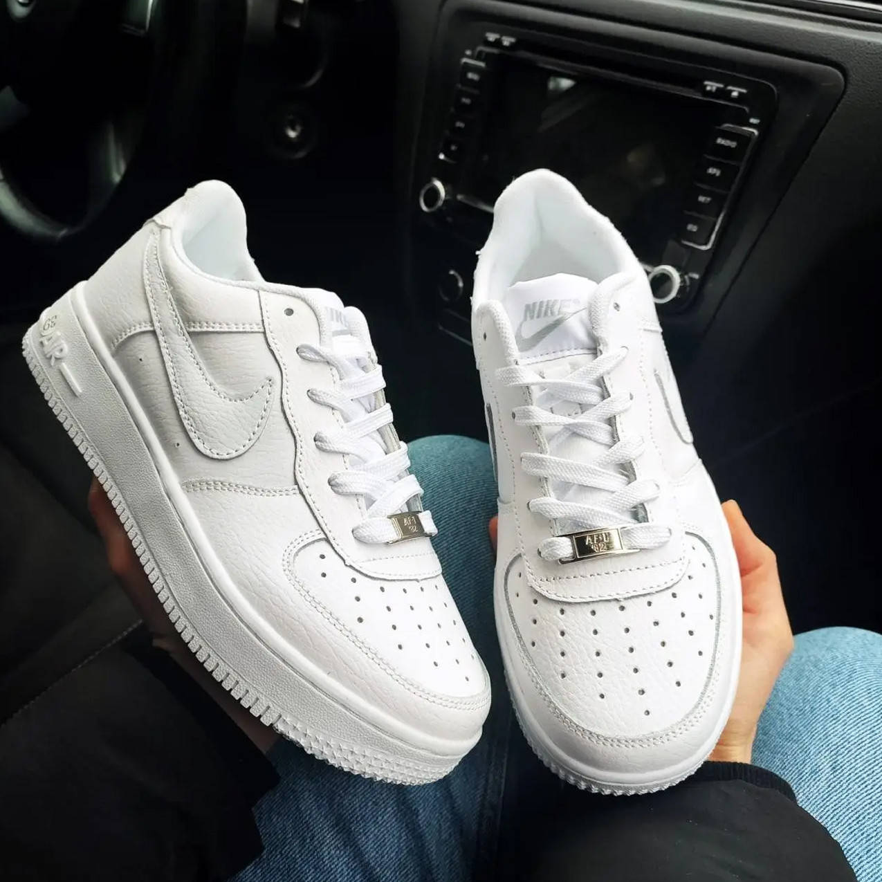 

Женские кроссовки Nike Air Force 1 White белые [36-41], Белый