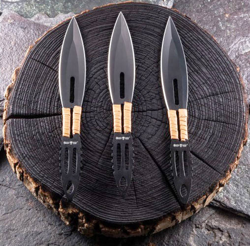 

Ножи метательные в черном цвете в наборе из 3 штук, Черный