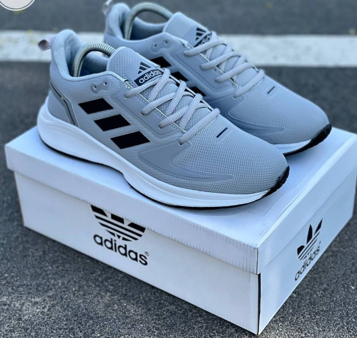 

Мужские кроссовки летние в сетку Adidas легкие серые весна-лето. Живое фото, Серый