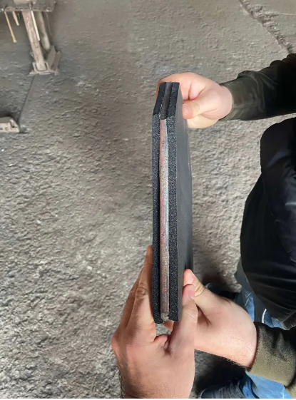 

Комплект з двох плит 4+ класу для бронежилета.Пластина з листової сталі S65.Товщина 10мм.Розмір 25х30.