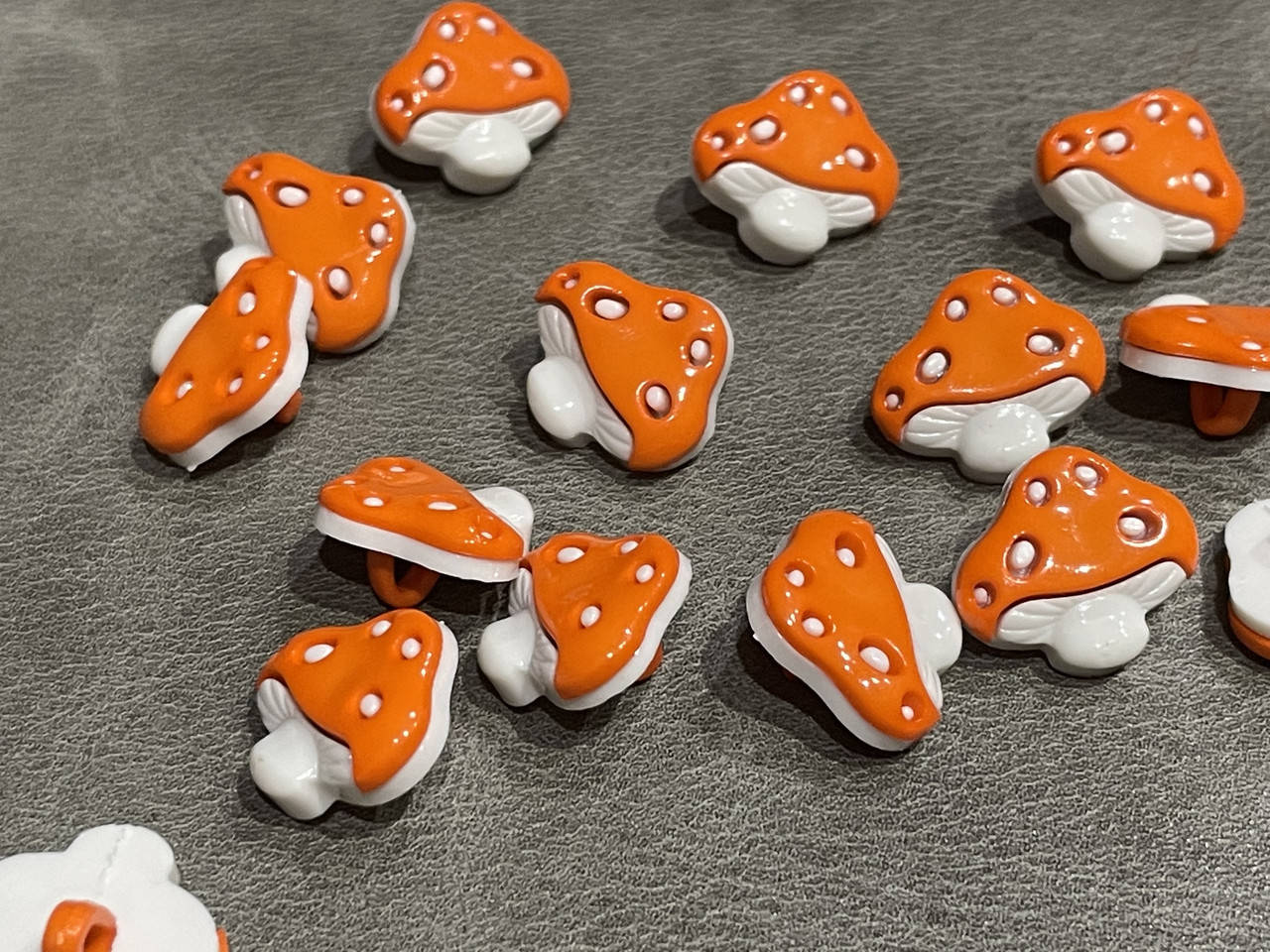 

Пуговица №3065