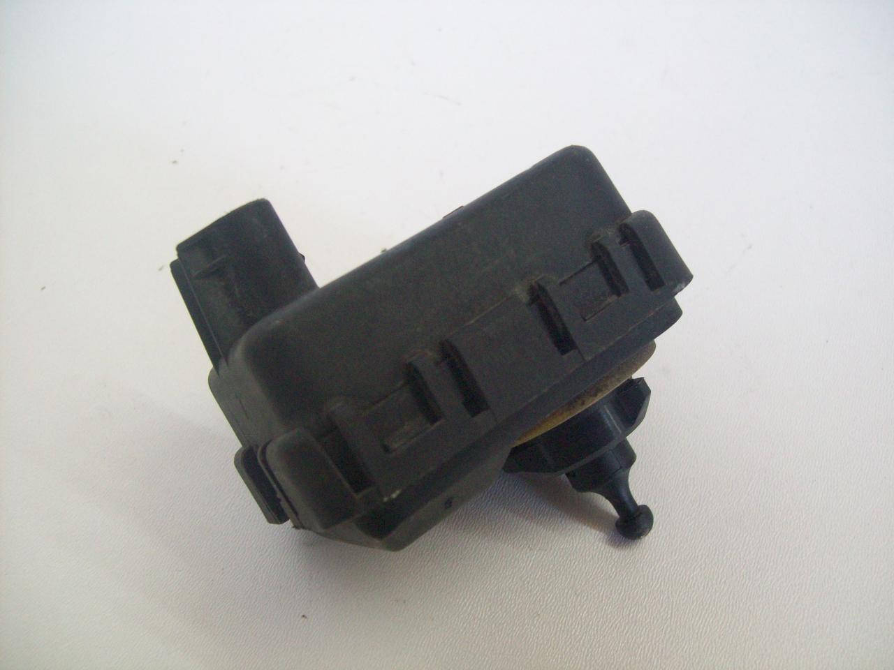 

Корректор фар Opel Zafira A, Опель Зафира А. Valeo.