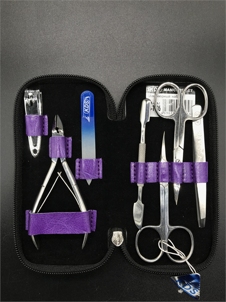 

Маникюрный набор KDS в чехле 04-7105