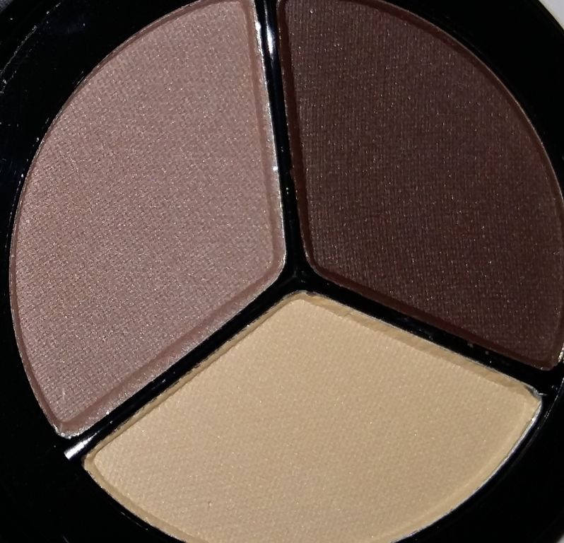 

Тени для век Тройные Матовые Люкс (101) Рaese