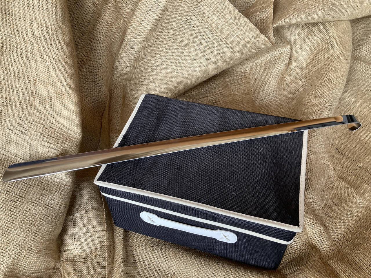 

Длинная ложка(рожок) для обуви, лопатка из нержавеющей стали 75 см, металл 1,5 мм., Светло-серый