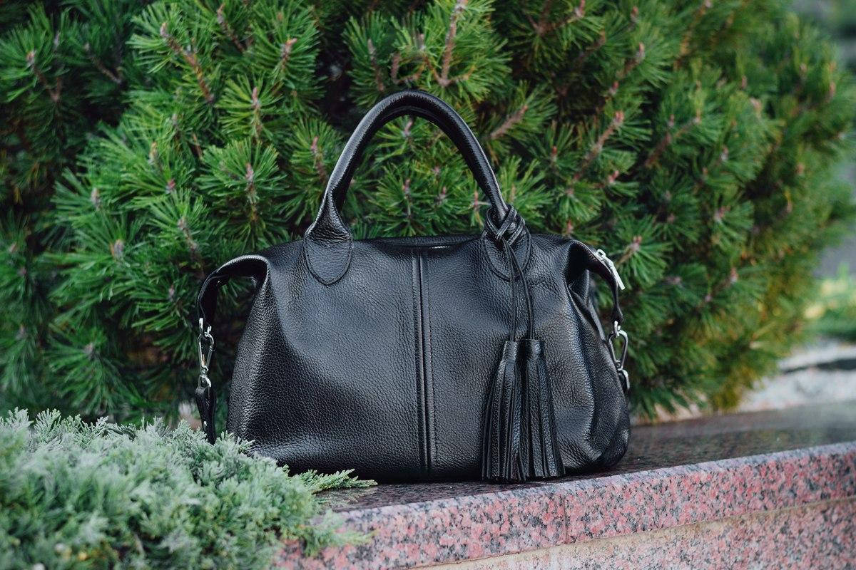 

Женская кожаная сумка-саквояж черная, Черный