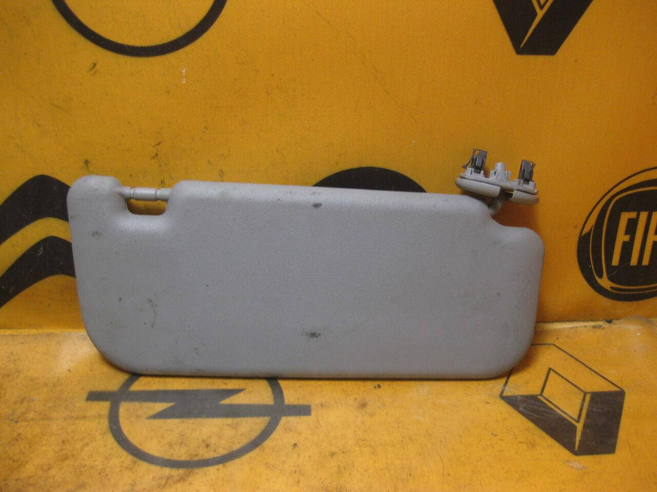 

Б/У Козырёк солнцезащитный левый TOYOTA YARIS 74320