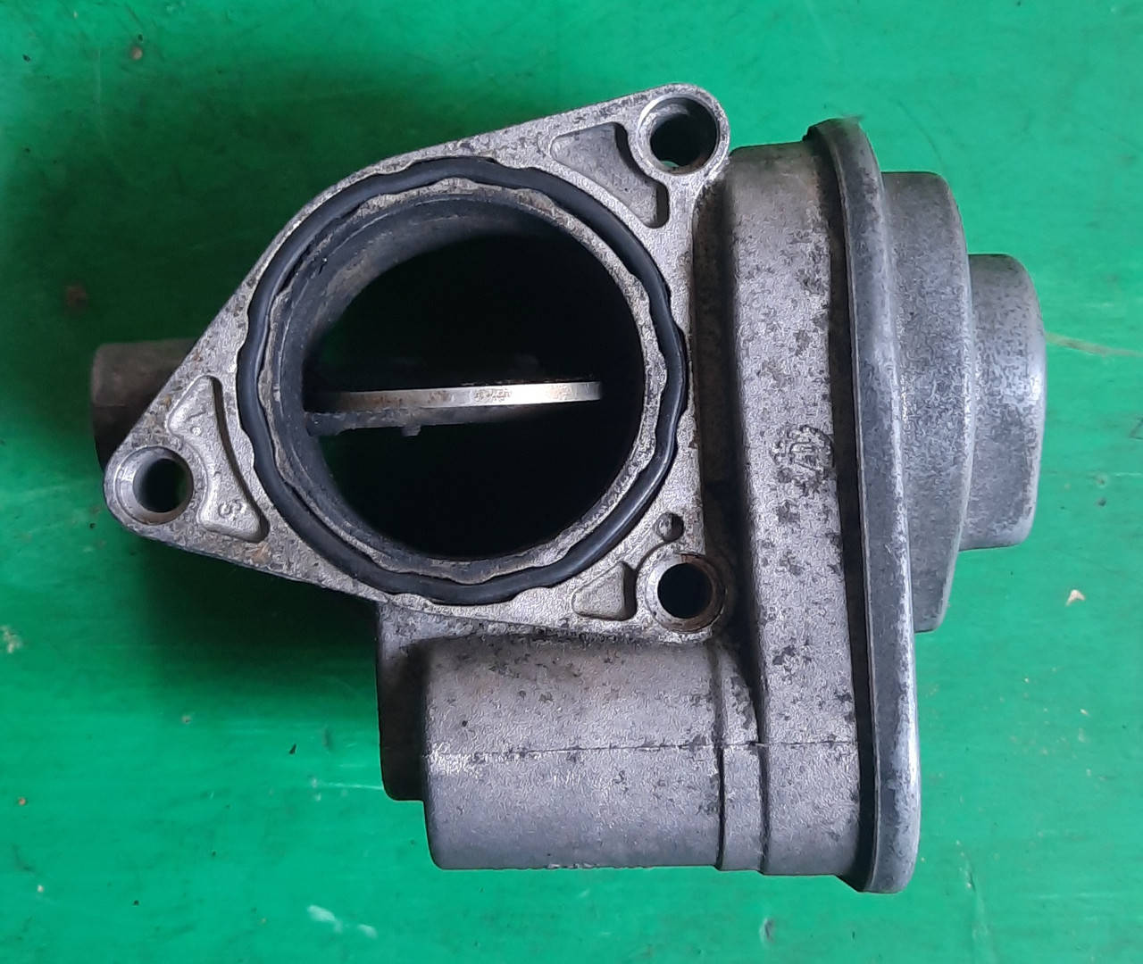 

Дроссельная Заслонка VAG 1.9 TDi - 2.0 TDi (PD), 038128063G VW Golf 5, Passat B6, Touran, Skoda Octavia A5