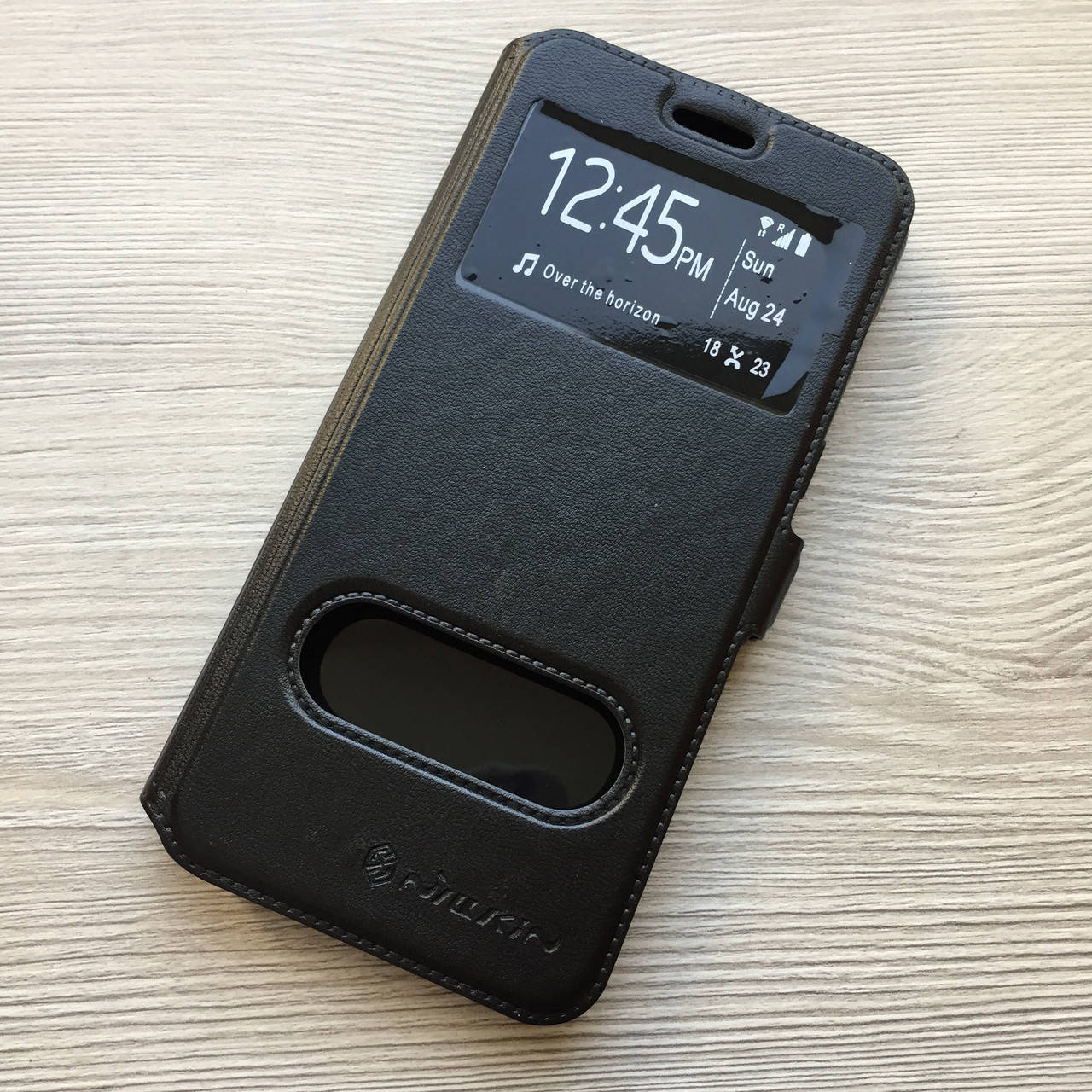 

Черный чехол книжечкой Nilkin для Samsung A8 2018год на магните