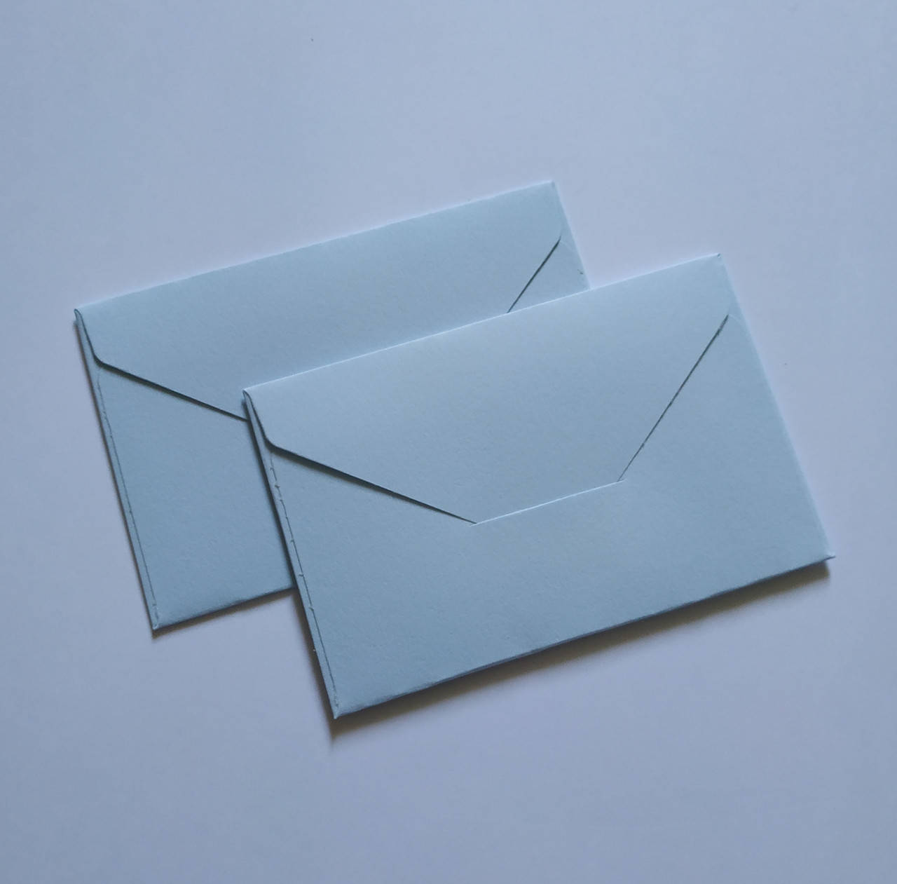 

Конверт "мини" 67*104 мм, сиреневый