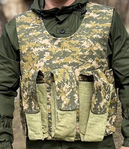 

Разгрузка. Жилет разгрузочный ( 6 магазинов ) Пиксель