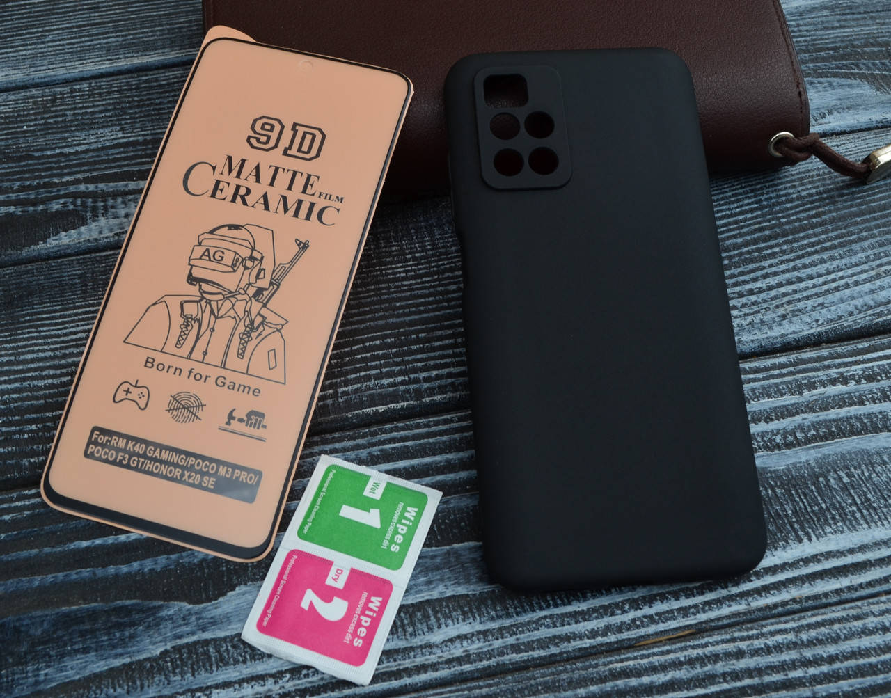 

Матовый силиконовый чехол + защитное керамическое стекло для Xiaomi Redmi 10, Черный