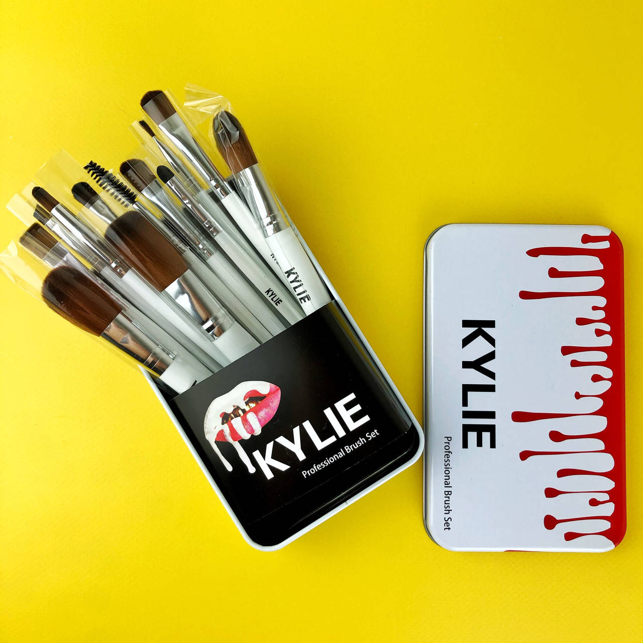 

Набор кистей для макияжа 12в1 Kylie Professional Brash Set белый