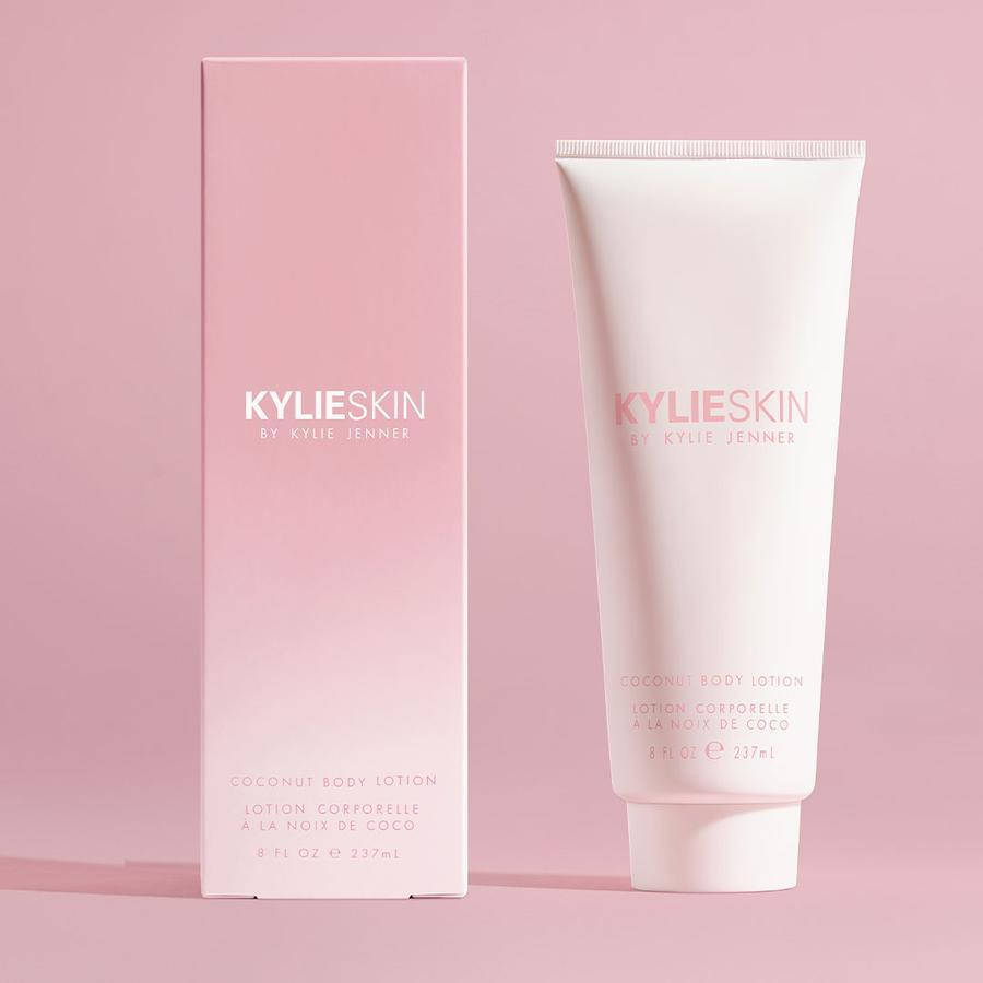 

КОКОСОВЫЙ ЛОСЬОН ДЛЯ ТЕЛА / COCONUT BODY LOTION by Kylie Skin
