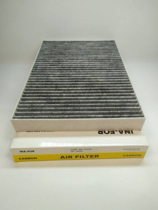 

Фильтр салона Audi A4 / Audi A6 01- (УГОЛЬНЫЙ)