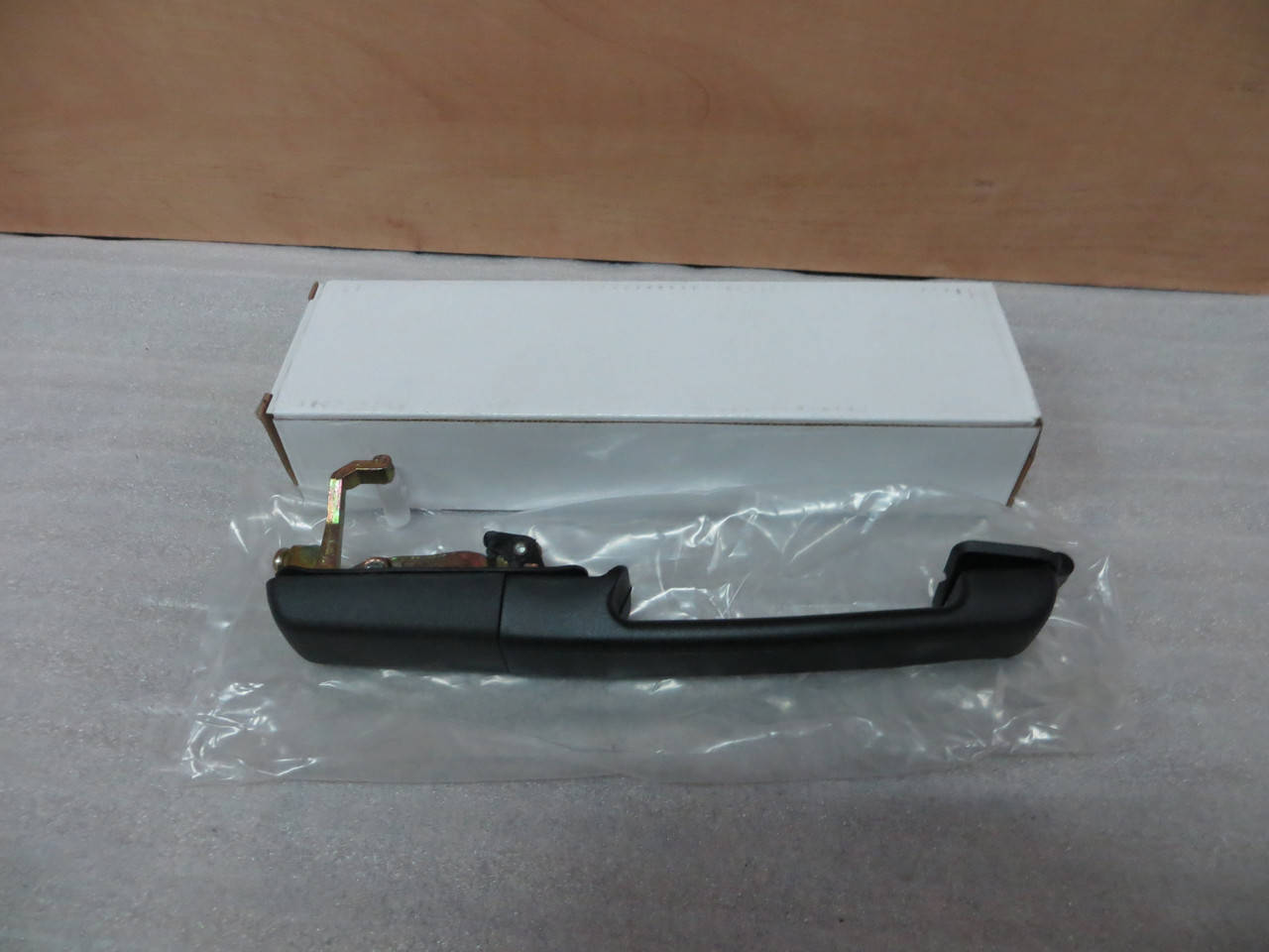 

Ручка наруж задняя правая VW Passat B3 (88-93)