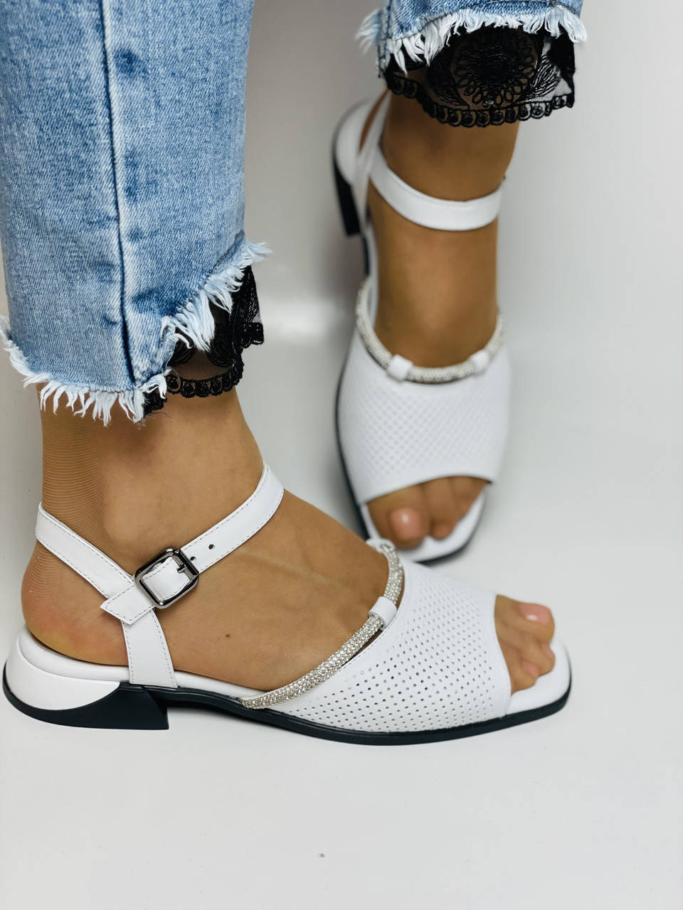 

Evromoda. Женские босоножки из натуральной кожи. Размер 36 37 40