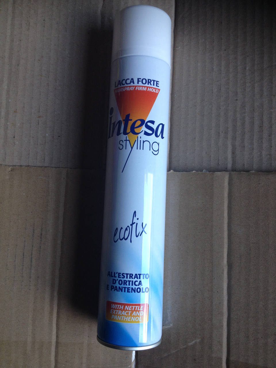 

Лак для волос Intesa